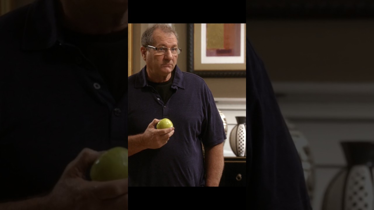 dayumm man's smooth 😍😍🤣 