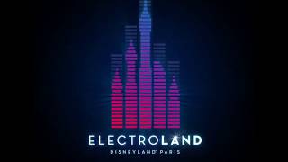 Electroland is returning to walt disney studios park at disneyland
paris. in 2018 you enjoy this event two nights; june 29 and 30. more
info: https://www.tra...