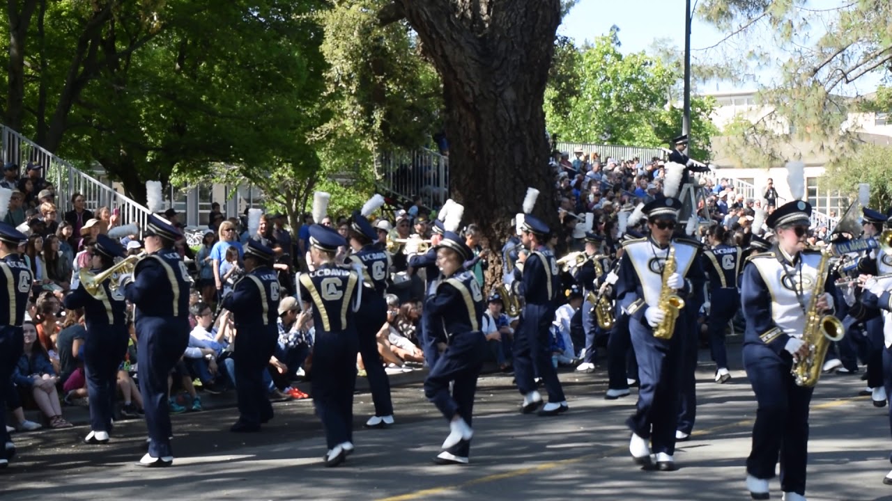 Cal Aggie Marching Band performs "Mr. Blue Sky" UC Davis Picnic Day