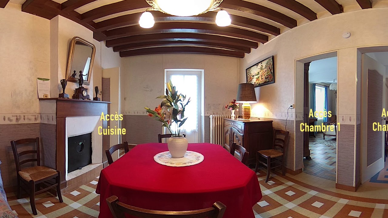 GITE DES LILAS 360° - YouTube