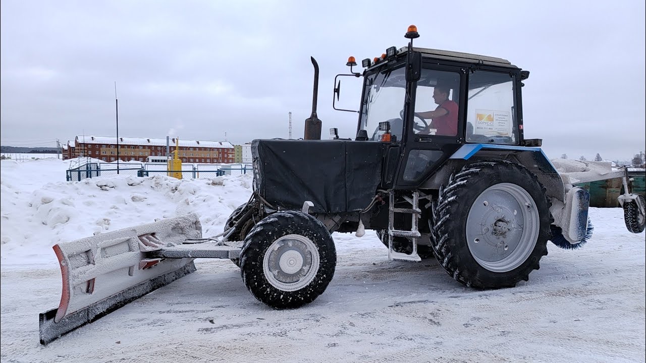 Очистка дорог от снега 200 часть - YouTube