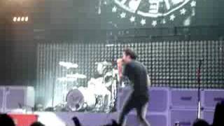 Download Lagu Simple Plan - Low, I Kissed a Girl and Summer Love MP3