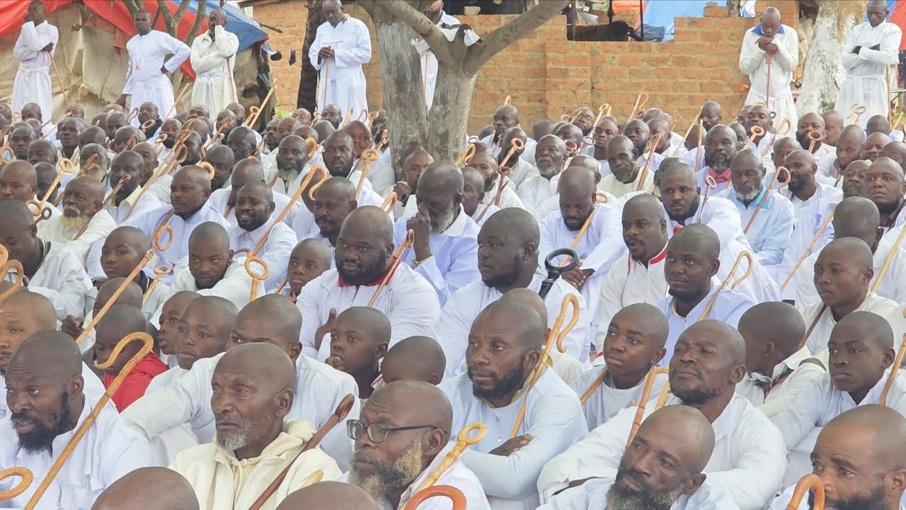 TAURA MAMBO WA KUDENGA gospel song apostolic CHURCH OF JOHANE MARANGE ST NIMROD 