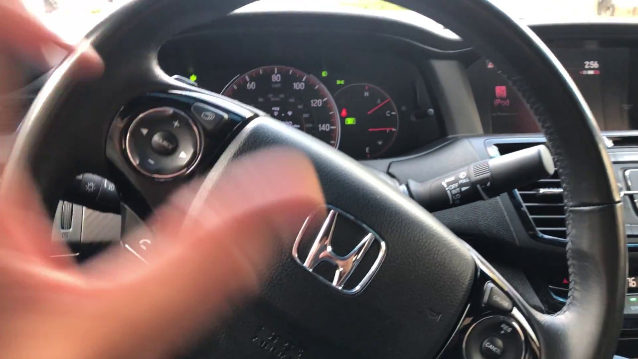 How to turn on/off the windshield wipers in a Honda Accord - YouTube