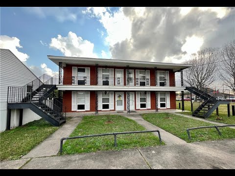 222 W MORALES Street C, Chalmette, LA home video tour