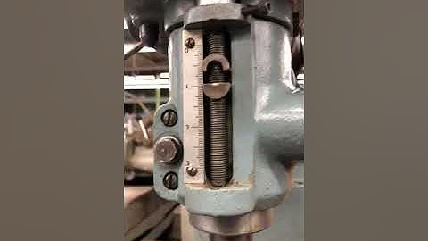 Clausing Vertical Milling Machine, Model 8525