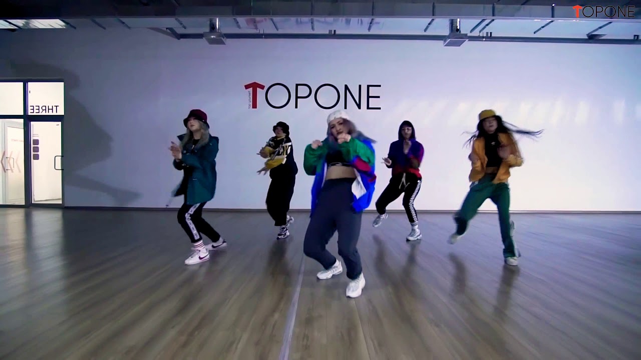 Hip hop choreography by Vika Khmurina for Toponespace