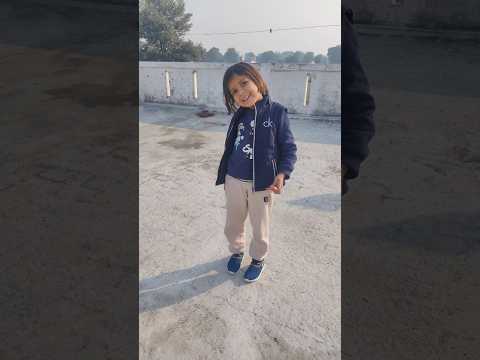 Siya Chocolate Lakar Bhaag Gayi