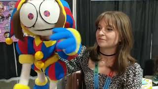 Lizzie Freeman and a Puppet Pomni