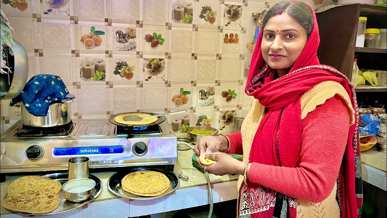 बनानी 😋थी 👀सब्जी 👌बन गए 😆पराठें😁 #daillyvlogger #vlogger #vlog #vlogs #dailyvlog #dailyvlogs 