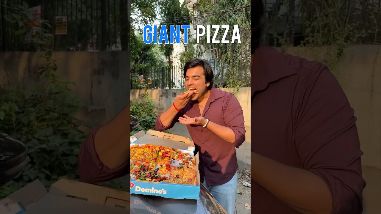 Giant Pizza🍕