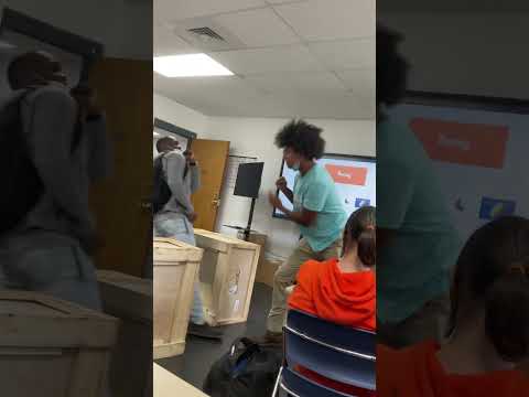 Video: Ar saugu bennettsville sc?