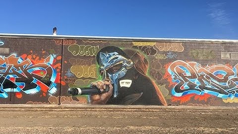 MF DOOM  - RHINESTONE COWBOY PROD BY MADLIB (LIVE)