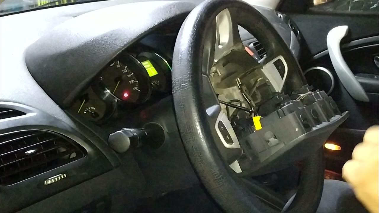 renault fluence megane 3 air bag removal .. فك ايرباج رينو فلونس YouTube