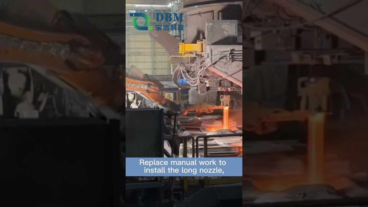 Robotic arm automatically replaces long nozzle of the steel ladle 