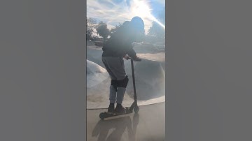 cool scooter tricks #scootertricks #scooter #scooterstunts #shorts #video  @sa