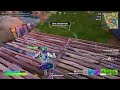 Elimina oponentes mientras usas el reproductor de pistas de improvisación | Misiones Fortnite