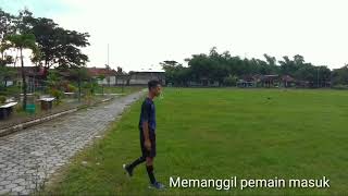 Sinyal Peluit Wasit Sepak Bola