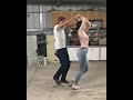 Mix de parejas bailando cumbia a vueltas