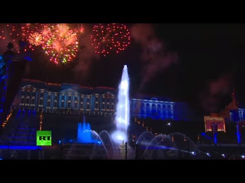 Праздник закрытия фонтанов в Петергофе — LIVE