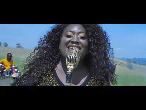 KONI / Julie Benito