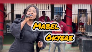 Mabel Okyere performs 🎙️aha ye kwan ho during a funeral ceremony with Yawrhymes and the Danny Band🔥🔥