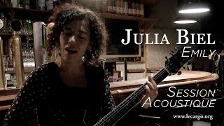 #923 Julia Biel - Emily (Session Acoustique) Resimi