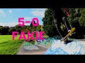 Comment faire 50pivot fakie en quarter pipe