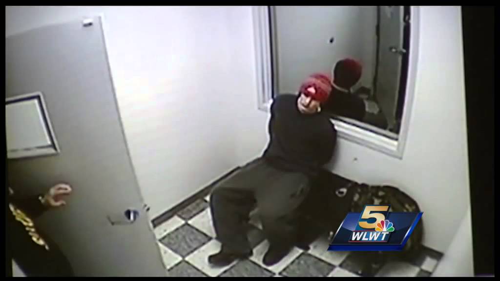Murder suspects' confession tapes played in court - YouTube