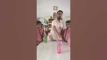 Bottle magic 😂 Centre of mass Concept✌️#scienceexperiment#science#youtubeshorts#sciencefacts#shorts