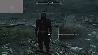 Skyrim How make a follower teamate have infinite crossbow bolts.