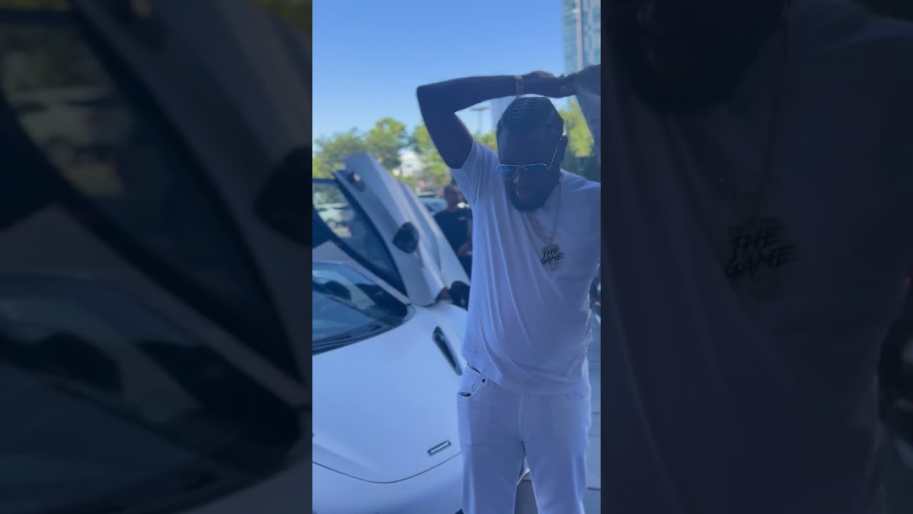 Big Ginger James in HOLLYWOOD meeting MANNY HALLEY | BET AWARDS