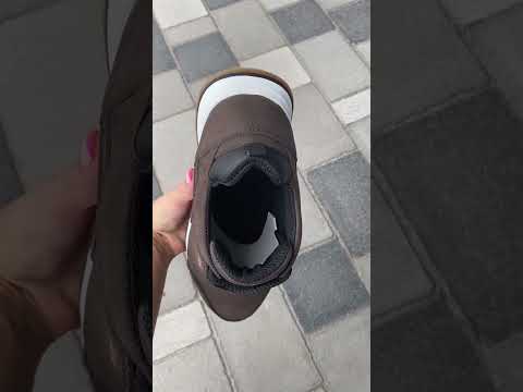 Чоловічі кросівки шкіряні Colum Brown С-1, видео 1