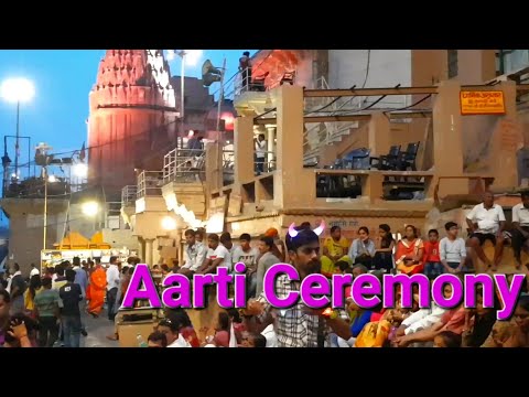 Βίντεο: Ganga Aarti στην Ινδία: Rishikesh, Haridwar και Varanasi