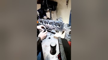 how to measure valve spring height