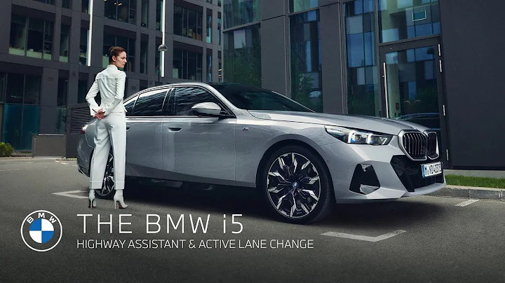 The BMW i5 - Highway Assistant & Active Lane Change - DayDayNews