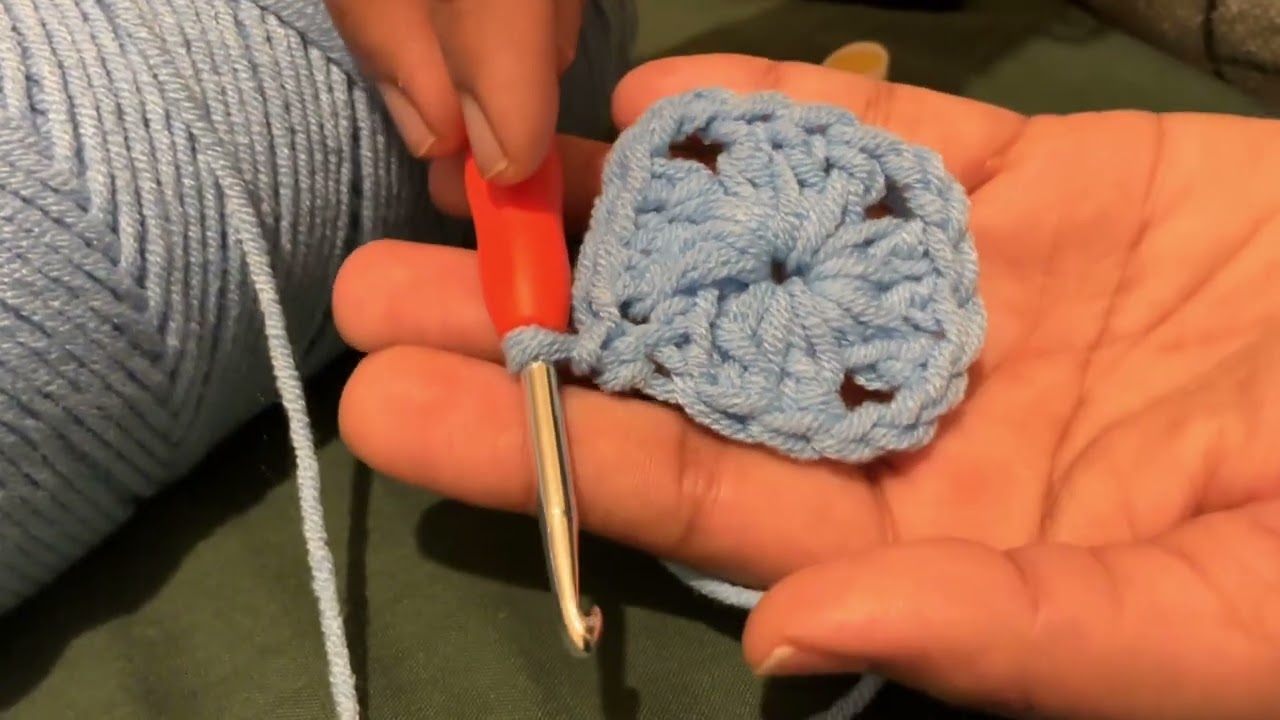 EASY Granny Square Crochet Tutorial for Beginners | Step by Step