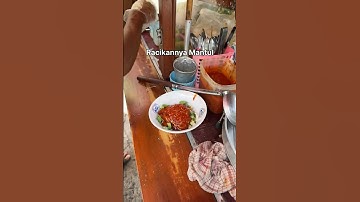 Kalau Beli Bakso Ini Mending Minta diracikin Aja Bumbuny!!! #sepertiteman #bakso #baksoenak #shorts