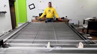 Новий LaserBot 2200 для роботи з тканиною та протяжним столом