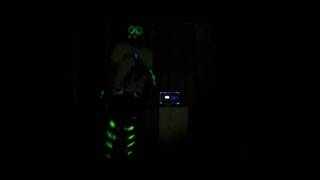 tassiemanian shuffling with glow sticks :D