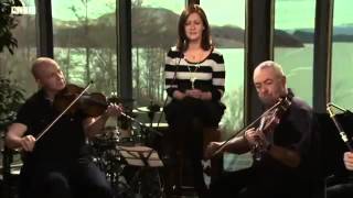 Karen Matheson  Chi Mi Bhuam