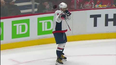 Alex Ovechkin scores goal №793 vs Canucks, set NHL record in road goals (29 nov 2022)