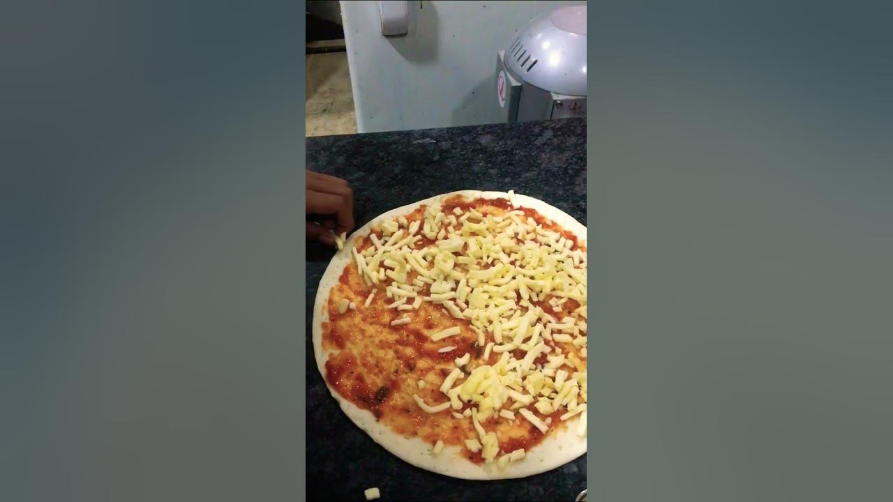 Margarita pizza no Basel kaisa ha. YouTube