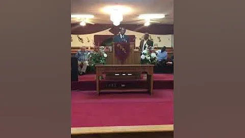 Rev Dr Mack McCollum Singing 2018