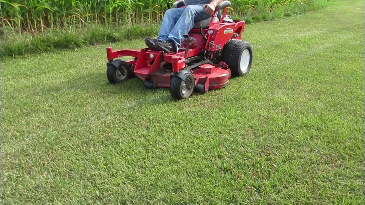 2012 Country Clipper Jazee Pro SR375 52" Zero Turn Mower with 115 Hours