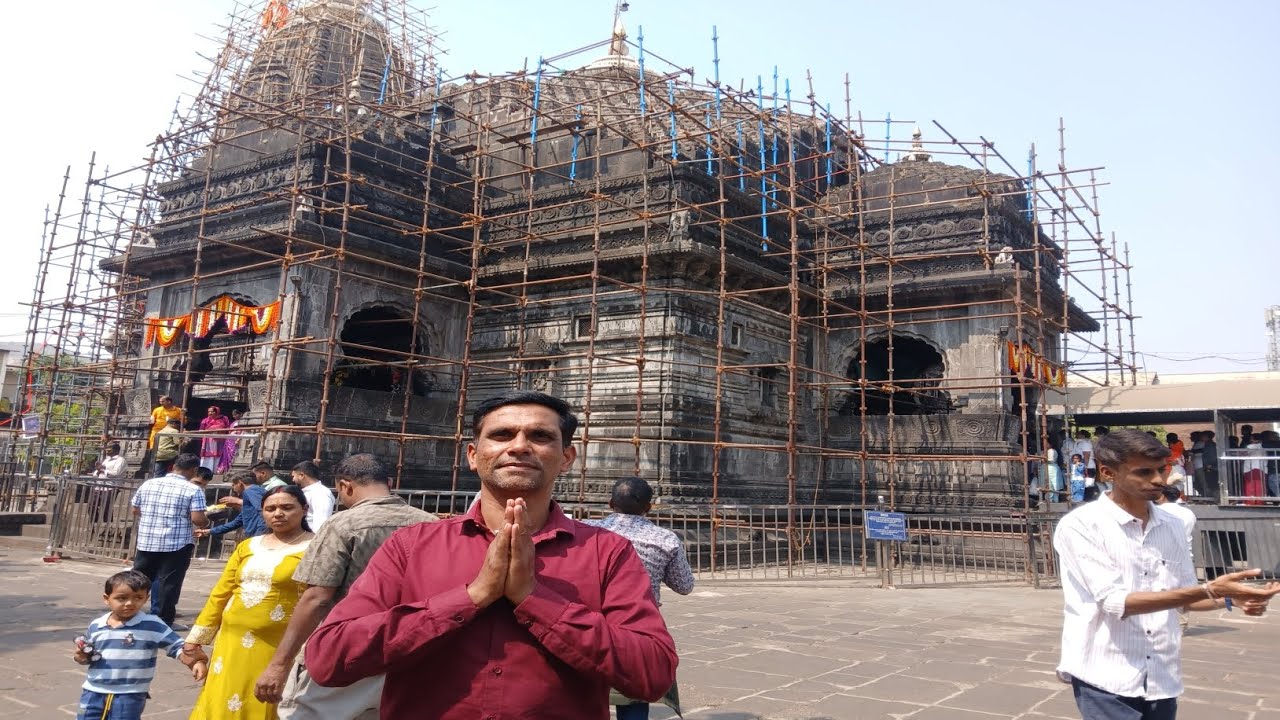 🔱 महाशिवरात्रि 2026: त्रयंबकेश्वर महादेव मंदिर में भव्य दर्शन