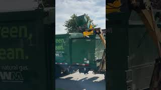 Autocar ACX CNrG Heil Python Garbage Truck Lid Flipping #shorts #recycling #garbagetruck