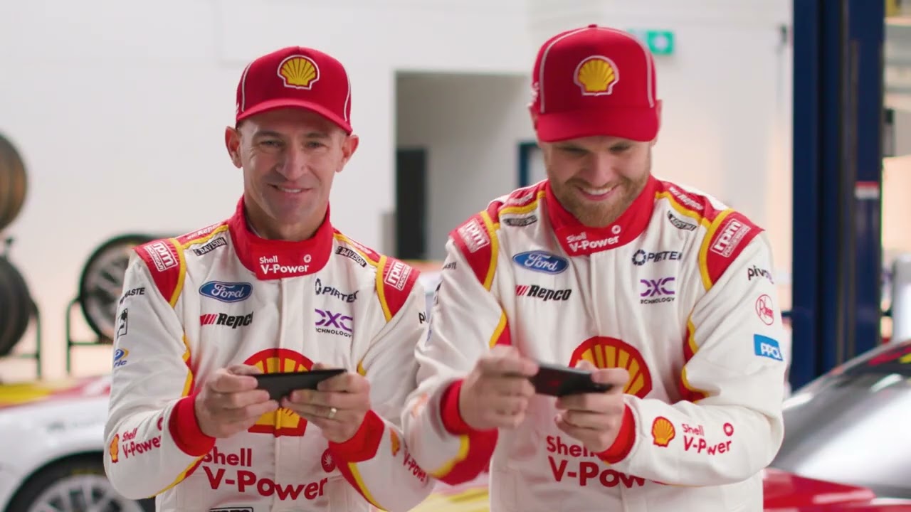 Shell Motorsport Collection 2025 – V Power Racing Team "Will vs Brodie"