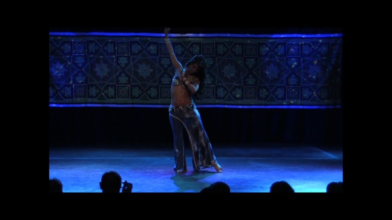 Munique Neith - Ana Bastanak