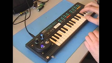 Circuit Re Bent Yamaha PSS-30 Keyboard by freeform delusion